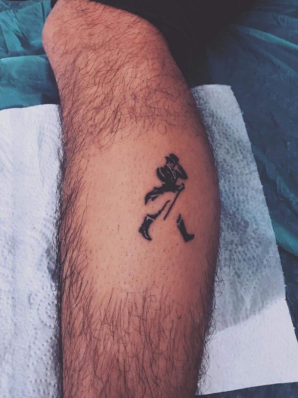 Portico Hen imod alene walker' in Tattoos • Search in +1.3M Tattoos Now • Tattoodo