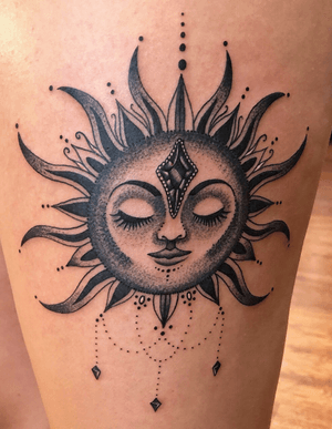 Sun tattoo #blackwork #sun 