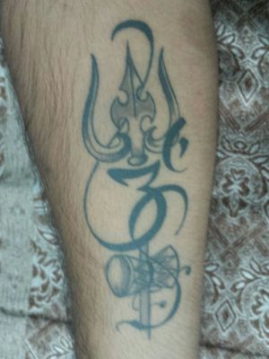 Om namha Shivayha... #trishula #TattooBaba #varanasi #India 