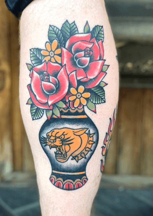 Angry Kitty Vase #traditionaltattoo #panthertattoo 