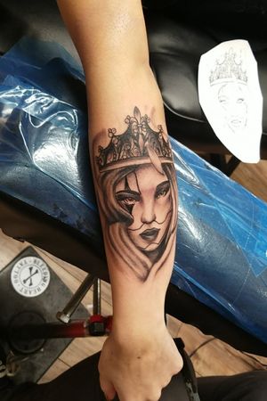 #chola #cholastyle #latina #queen #crown #crowntattoo 