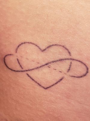 I want this tattoo in the future.  I don't know how this app works but can someone give me some parlor recommendations please? (MN)