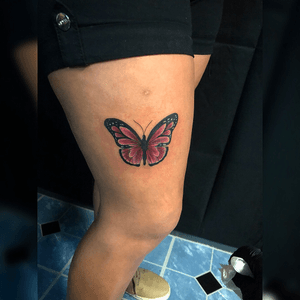 Last Tattoo of today a quick banger of a #butterfly for Rosi 🦋 Gracias chica por pasar por el estudio @blackskull_tattoostudio #TattzByAG #Nofilter #boldcolors #Ink #Tattoo #Tatuaje #BodyArt #newyorkcity #newyorkcitytattoo #newyorkcitytattooartist #brooklyntattoo #brooklyn #brooklyntattooartist #queensNYC #traditional #traditionalart #traditionaltattoo #traditionaltattooartist #butterfly #butterflytattoo