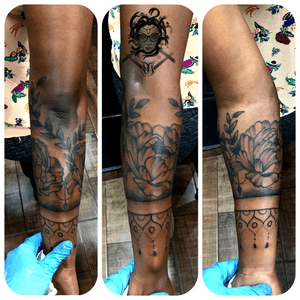 #tattoo #tatuagem #freehandtattoo #tattooart #tattooartist #tattoolover #tattoostudio #tattooidea  #tattoodoBR #riodejaneiro #tatuadora #tattoogirl #mandala #mandalatattoo #fineline #finelinetattoo #tatuadoras #flower 