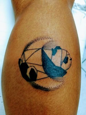 🐼 #Tattoo2 #geometrictattoo #pontilhismotattoo #pandatattoo 