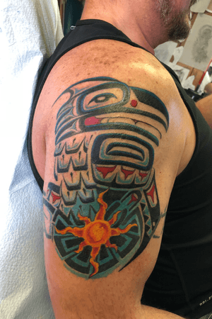 This was a rework of something someone wlse started-  the sun at rhe bottom was there with a backgeound amd band he didnt like.  He told me he likes the native american style artwork. 