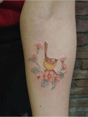 🌿#tattoo #tattoos #tattooed #tattooist #tattooart #tattooistartmag #tattooink #tattoodesign #inkart #art #drawing #instaartist #design #designs #colortattoo #instaartist #artist #art #bird #birds #birdstagram #nature #minimalist #line #animal #animals #tattoodo #flowers #flowertattoo #flower