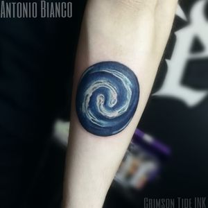 Air nomads symbol by @blanktattooart 🌪️So many color tattoos been done by our artists recently!To book yours:crimson.tide.tattoo@gmail.com#uktattoo #crimsontideink #ctilondon #tattooinlondon #airbender #colortattoo #colourtattoo #cooltattoos #tattoo #tattoos #tattoosformen #tattooartists #guyswithtattoos #dailytattoo #tatt #inked #inkedguys #тату #цветнаятату
