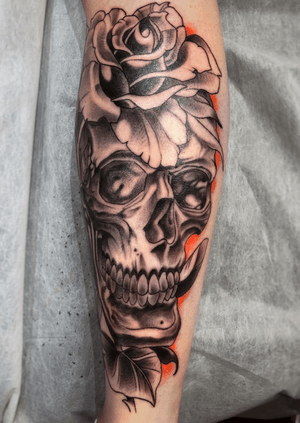 Tattoo by tattoo on the road 