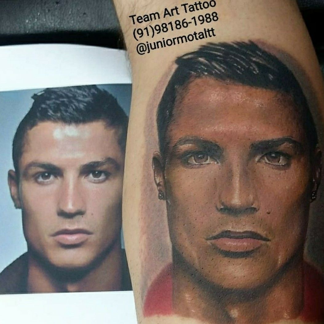 Hãy đến và chiêm ngưỡng những chi tiết tuyệt vời của Ronaldo tattoo ngay bây giờ!