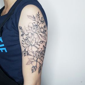 #flowerstattoo #flower #tattoo 