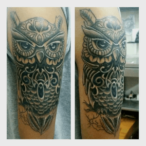 Owl tattoo design tattooed by our female artist Trudy. Interested in getting a piece of tattoo by her, just whatsapp her at +65 86878499 for enquiry or appointment. Cheers!#tattoo #tattooed #ilovetattoos #tattoolover #bodyart #nopainnogain #owl #blackandgreytattoo #owltattoo #sgtattoo #singaporetattoo #tattooartist #artisticatattoo #artistica #artisticasingapore #trudyartistica