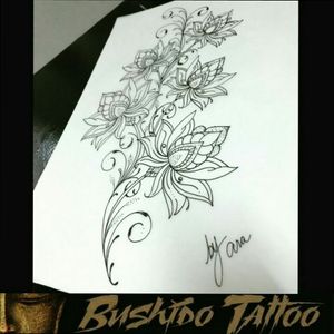 Da Menor a Maior Gratidão em Fazer Parte de Cada História e Cada Homenagem envolvida em Nossas Tatuagens... Especialista em Tatuagens Delicadas, Tatuagens Femininas Traços Finos/FineLine Escristas/Caligraphy - Desenho Ornamental de Flor de Lótus Desemho Por, @araninchaves em @bushidotattoobr . Line Work - Sky Line - Fine Line/Linha Fina - Traços Finos - Tatuagem Ornamental de Ramos de Flor de Lótus com Pontilhismo/Pontilhism e Ornamentos em BlackAndGrey/Preto & Cinza...." "😷✍🙏🤗💗 Obg Pela Confiança em Nosso Trabalho... Lislie Melo @lismeloo . Quer uma Arte Exclusiva Chama No Whatsapp do Estúdio 👇👇 Agendamento&Orçamentos Somente Pelo Whatsapp do Estúdio 📲 +5517991218074... . "Tatuagem Também é Cultura, Amor & Art." . 🇧🇷BUSHIDO TATTOO 🇧🇷 #bushidotattoobr #AraninChaves #tatuadora #tattoo #tattoos #tattooed #tatuagem #riopreto #sjrp #sjriopreto #tattooriopreto #riopretotattoo #saojosedoriopreto #tatoo #Tattooja #Tattoo2me #tattooinspbr #instatattoos #linework #tatuagensdelicadas #Dreamstatto #TatuagensFemininas #FineLine #Tattoodo #tattoosocial #tatuagemdelicada #linhafina #BlackAndGrey #tatuagemfeminina #flordelotus . 🏯 BUSHIDO TATTOO 🏯 São José do Rio Preto-SP R: Dr Luiz Américo de Freitas n° 504 Sala3 Bairro: Vila Ercília Whats: 📲 +55 17 991218074 . 👉Curta 👉Like Nossa Pagina no Face... 💻 facebook.com/bushidotattoobr 👉Follow 👉Siga 👉Instagram.... 📷 instagram.com/bushidotattoobr