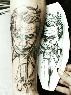 #joker #Badman #sketch #lines #realismus #mashup #mix #germantattooers #frau #inkgirl #inked #tattooedwoman #tattooedgirl #tattooed #tattoist #inkgirl #inked #tattooedwoman#tattooedgirl #hellotattoomed #suprasorb #bullet#blackgrey #cheyenehawk#eternal#beautifulink #blackandgrey #zuppa 