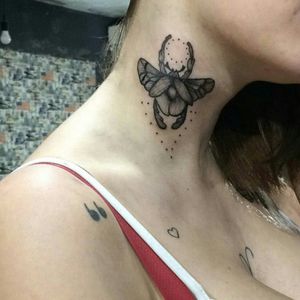 Instagram: MercadoraFacebook: Sonia Lavigne#bug #bugs #besourotattoo #tattoos #tattoo 