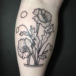 Tattoo by Meg Tuey #MegTuey #meggsaadsandwich #flowertattoos #linework #illustrative #flowers #floral #leaves #shapes #triangle #nature