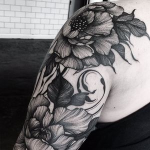 Tattoo by Kelly Violence #KellyViolence #flowertattoos #blackwork #flower #floral #leaves #nature #illustrative