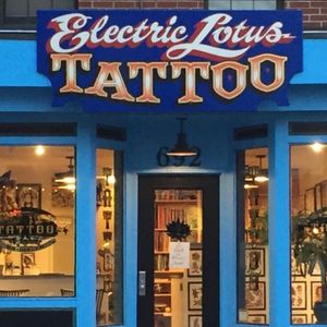 #JaeConnor#tattooshop#brooklyn#nyc #electriclotustattoo