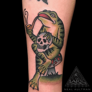 Tattoo by Lark Tattoo artist Neal Aultman.See more of Neal's work here: http://www.larktattoo.com/long-island-team-homepage/neal-aultman/.. . . .#frog #frogtattoo #traditional #traditionaltattoo #traditionalfrog #traditionalfrogtattoo #traditionaltattoofrog #colortattoo #tattoo #tattoos #tat #tats #tatts #tatted #tattedup #tattoist #tattooed #inked #inkedup #ink #tattoooftheday #amazingink #bodyart #tattooig #tattoosofinstagram #instatats  #larktattoo #larktattoos #larktattoowestbury #westbury #longisland #NY #NewYork #usa #art
