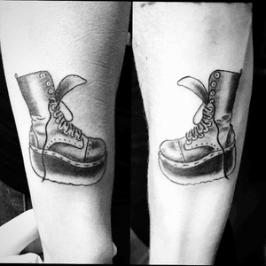 Friendship boots #friendshiptattoo #boots #traditional #frindship 