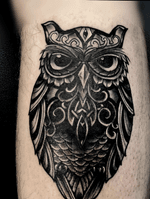 Tattoo done by Gareth Doye, client referenced image. For bookings email info@luckyironstattoo.com😊 #tattoos #tattoooftheday #copenhagen #københavn #kbh #owltattoo #tattoodo #ztattoo #blackwork #legtattoo #garethdoye #bnginksociety 