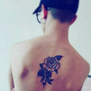 ORGVSM#tattoo #rose #orgasm #back #body #freedom #lifestyle #boy #BoyWithTattoo #flowerstattoo #backtattoos 