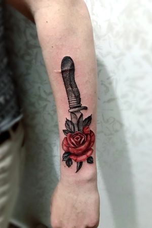 Knife and rose tattoo 