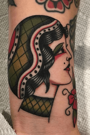 #traditional #traditionaltattoo #traditionalladyhead #ladyhead #ladytattoo #ladyheadtattoo #traditionalladyheadtattoo #traditionalladytattoo 