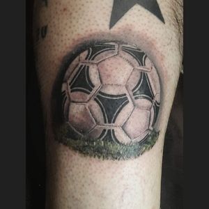 Tattoo uploaded by Jaser Tattoo • #tatuajes #balon #Futbol #realismo  #blackandgrey #sombreado #adidas #tatuaje para #hombre . . #jaser  #tattooart #ink ⚡ • Tattoodo