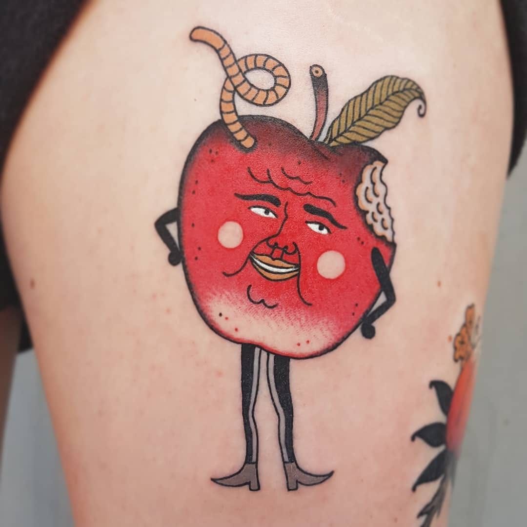 Top more than 65 traditional apple tattoo best  thtantai2