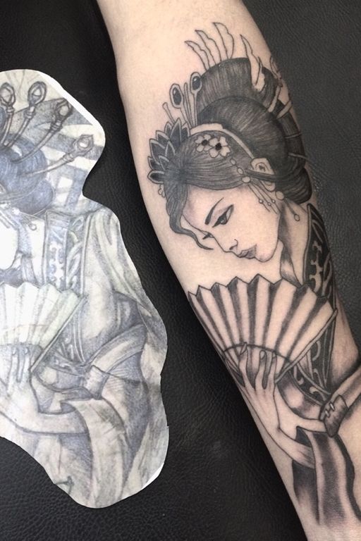 Flash tattoo