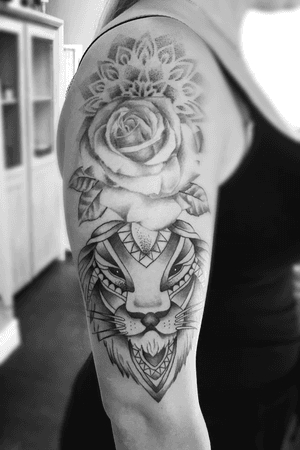 Tattoo by wonderfulltattoos