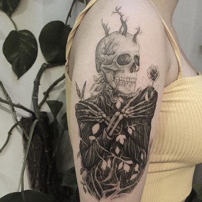 Tattoo by The.Hanged #thehanged #besttattoos #illustrative #blackandgrey #ivy #leaves #plant #skeleton #skull #death #life #rose #nature #butterfly #flower #floral
