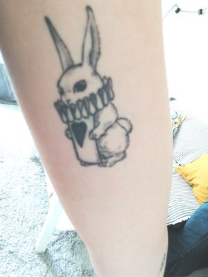 Tattoo by Morgan (@lesmorganismes on Instagram) 