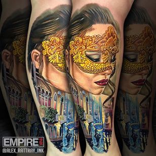 Scenes of Italy Tattoo por Alex Rattray #AlexRattray #realism #realistic #hyperrealism #portrait #ladyhead #woman #mask #scape #buildings #architecture #gondola #water #Italy #Carnival