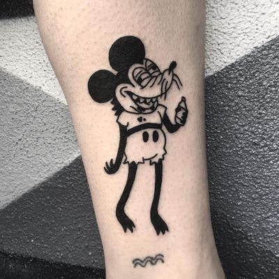 Tattoo by Alex Gracia #AlexGracia #MickeyMousetattoo #MickeyMouse #Disney #mouse #animal #cartoon #drunk #blackwork #beer #alcohol