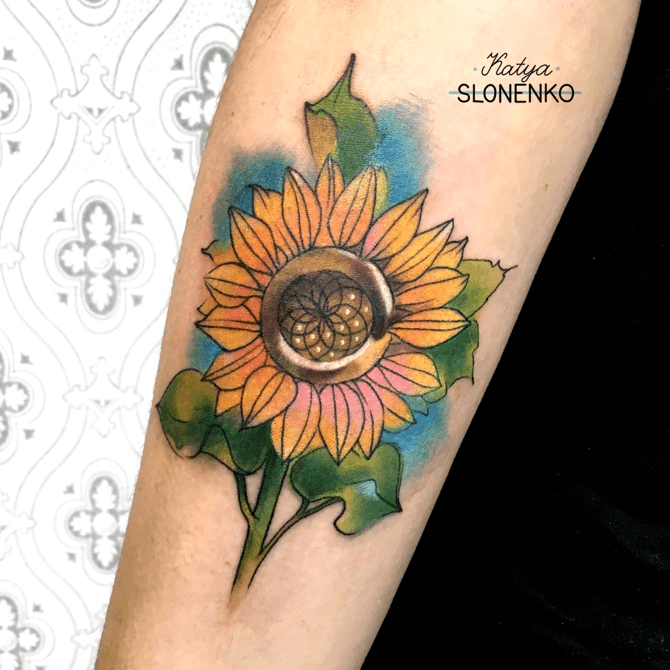 Tattooist  Sunflower from last weekmy book is wide open for