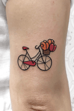 Small amsterdam bike with flower basket