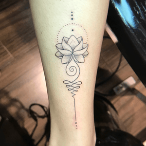 Tattoo uploaded by Vitória Vilardo • unalome • Tattoodo