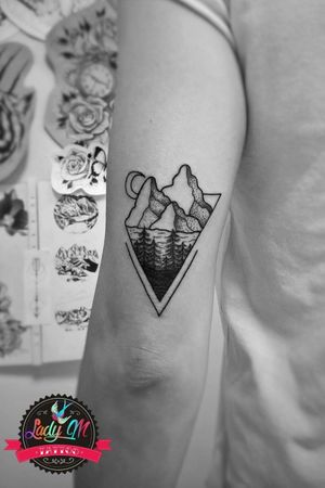 #geometric #dotwork #black #lines #blackwork #triangle #mountain #mountaintattoo #forrest #trees #moon #moontattoo #water #panorama #foresttattoo 