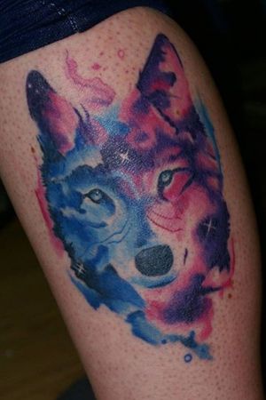 #wolftattoo #wolf #colortattoo #colorful #tattooart #tattooanimals #newtattooart #inked #ink #inkedgirl #tattoedgirls 