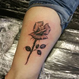 Tattoo by Liam Ryan #LiamRyan #MotorinkFinestTattooing #Amsterdam #rose #oldschool #illustrative #flower #flowers #leaves #plant #naturaleza