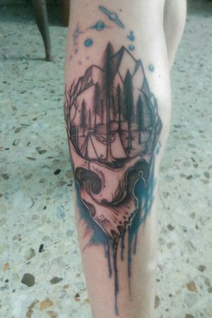 Skull and mountain