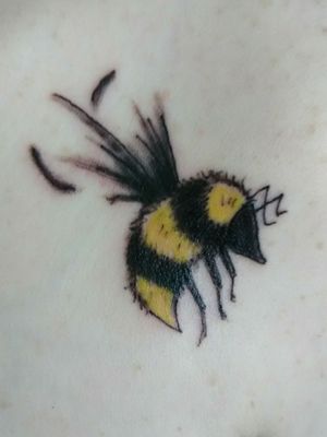 Little fuzzy bee tat 