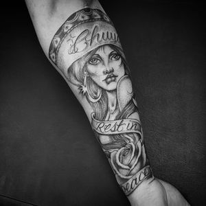Tattoo by Chuco Moreno #ChucoMoreno #letteringtattoos #lettering #text #quote #script #blackandgrey #lady #RIP #rose #banner #jewelry #sombrero #flower #portrait #babe