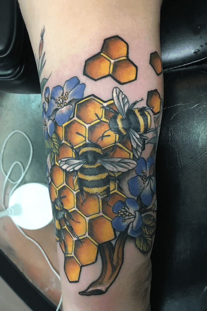 Tattoo Uploaded By Drea Darling Honey Bee 9006 Tattoodo