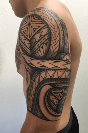 Polynesian Half sleeve.                                                             ************************************************Tattoos and Art by KeKoa Burn Located in San Diego 🚨To inquire about a tattoo or artwork please txt me 808-936-4046🚨 or Email me at Instinct_Tattoo@yahoo.com🚨 #tribal #polylove #polytats #polynesiantattoo #polynesiantattoos #tats #tattoo #tattoos #tat #art #blackandwhite #blackandgrey #polynesian #love #hawaiian #Samoan #tahitian #chamorro #Guam #Hawaii #Fiji #fijian #filipino #freehand #sandiego #cali #DeluXcellenT #InstinctTattoo