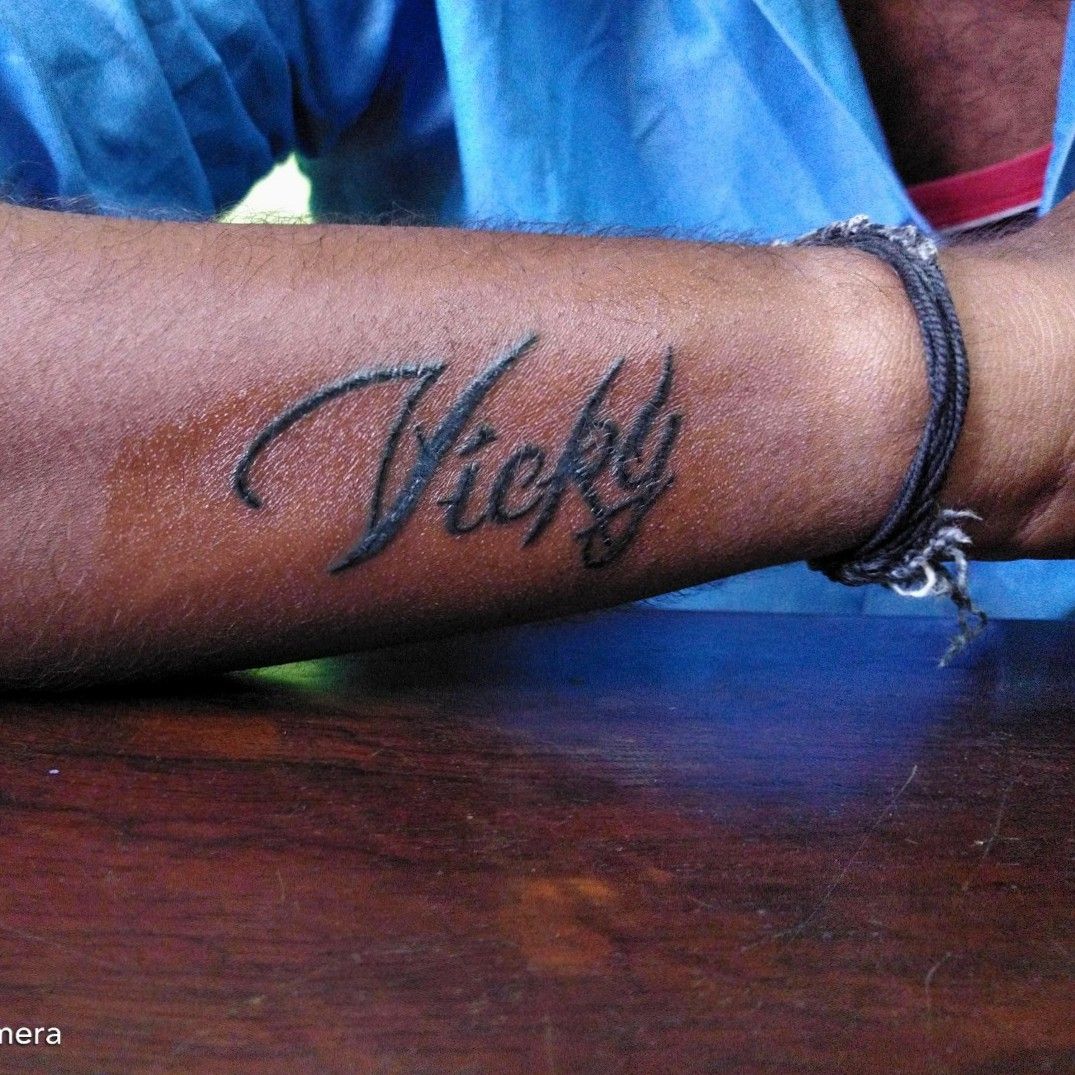 Heart Hand Priya Name Tattoo  Name tattoo Name tattoos Couple name  tattoos