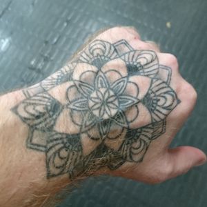 Mandalay created tatooed on left hand. By Jimmy Snake Tatoo Royan France 
