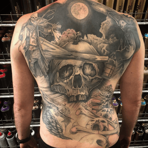 Backpiece on Mike by me. Pirate and skull theme black and grey realistic. In progress.
